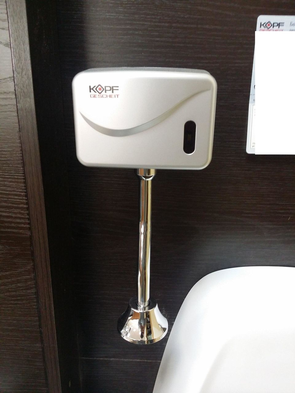 Автоматическое смывное устройство для писсуара zeta 40943